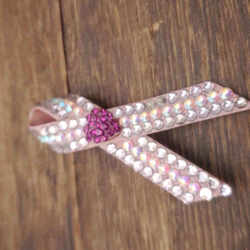 Bellini formart breast cancer ribbon brooch 🎀  vintage missing some stones B542